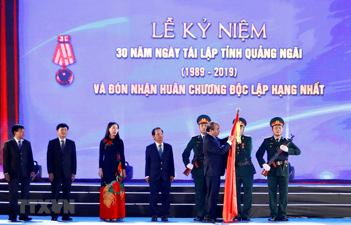 Thủ tướng: Quảng Ngãi có thể thành trung tâm công nghiệp miền Trung