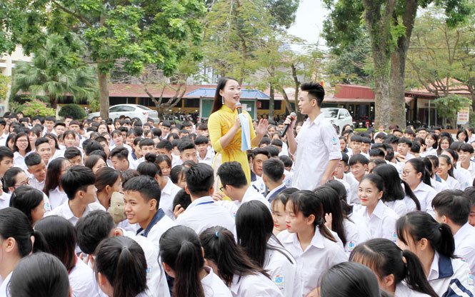 Nỗi đau con trẻ và trách nhiệm của người lớn 