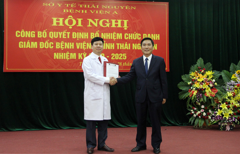 Công bố quyết định bổ nhiệm Giám đốc Bệnh viện A Thái Nguyên