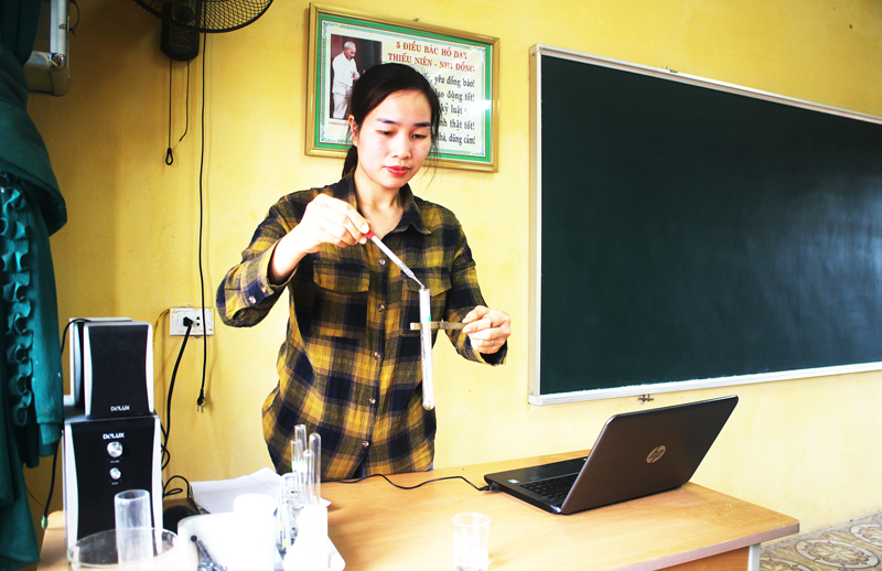 Dạy học Online: Tiện nhưng chưa thuận