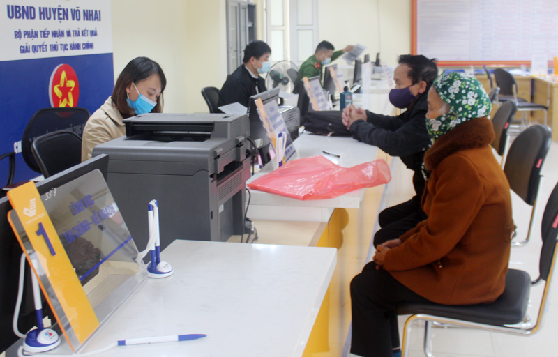 Lấy sự hài lòng của người dân làm thước đo