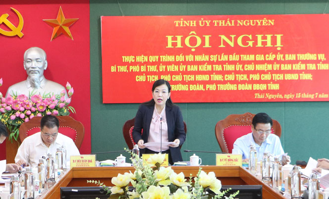 Thực hiện quy trình nhân sự lần đầu tham gia cấp ủy