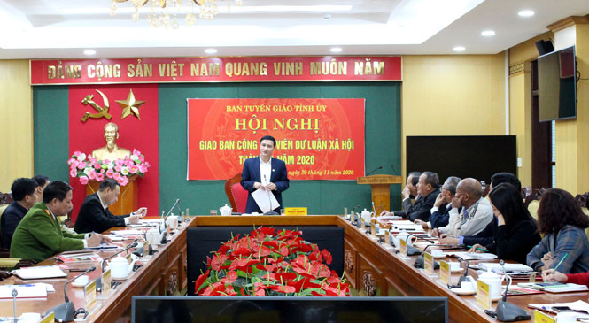 Nắm bắt, phản ánh kịp thời tâm trạng, tư tưởng của nhân dân