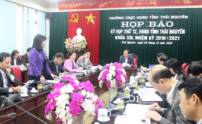 Làm rõ nhiều vấn đề báo chí quan tâm