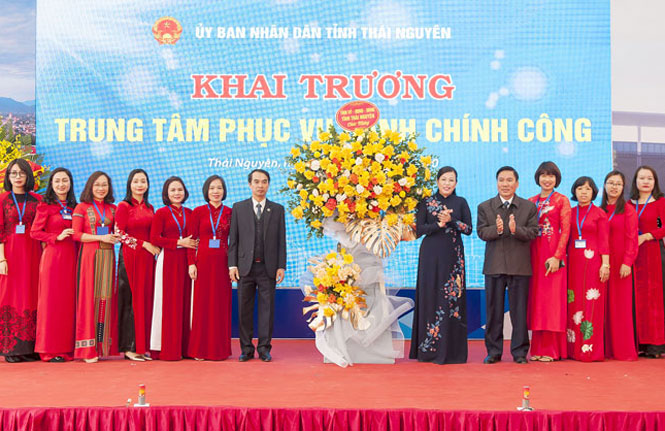 Khai trương Trung tâm Phục vụ hành chính công tỉnh Thái Nguyên