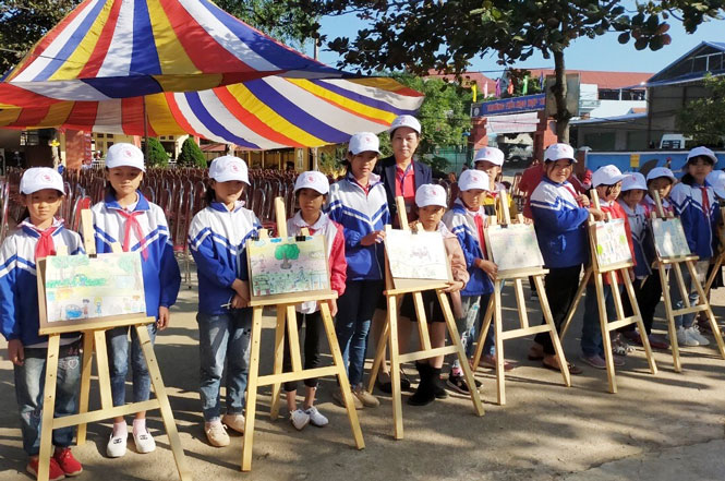 Góp phần nâng cao chất lượng sống của người dân vùng khó