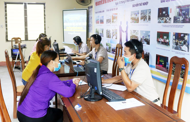 Bảo hiểm thất nghiệp: “Bà đỡ” cho người lao động vượt qua dịch