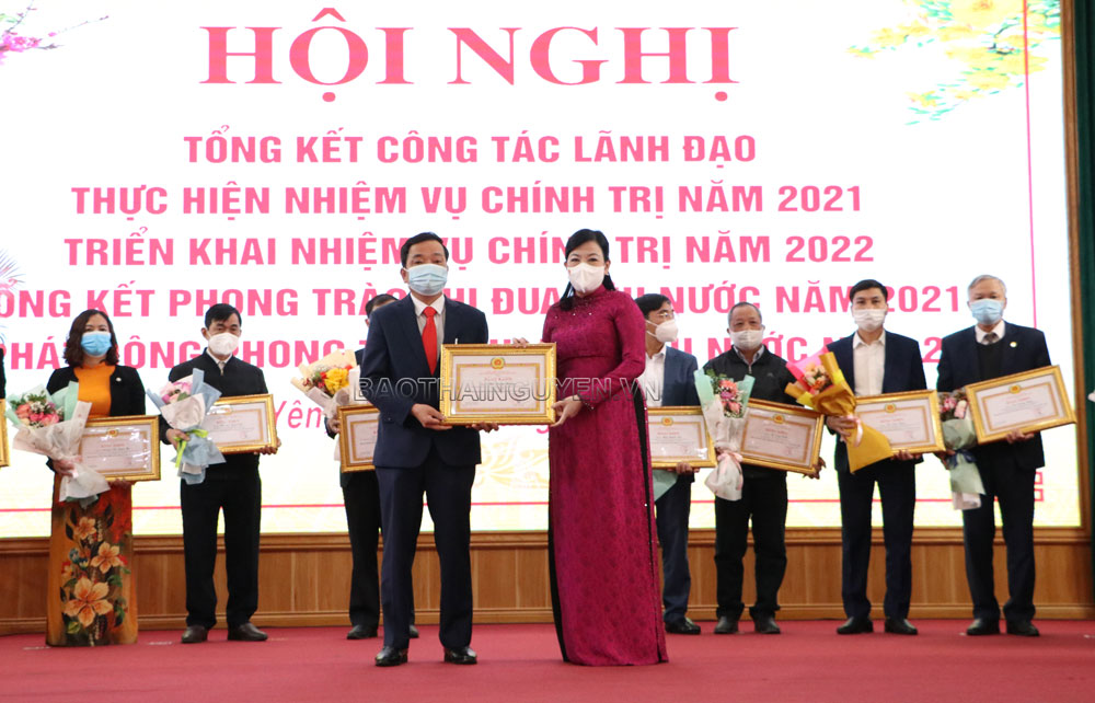 Đồng chí Bí thư Tỉnh uỷ: T.X Phổ Yên cần xác định giải pháp phù hợp để xây dựng thành phố