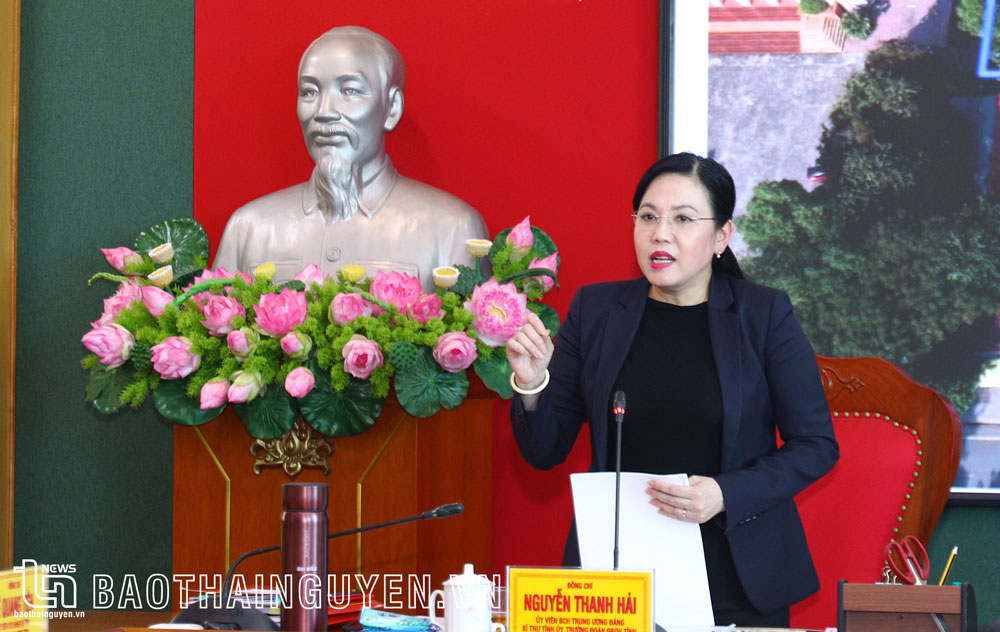 Nghiên cứu, giải quyết nguyện vọng cho người dân theo đúng quy định