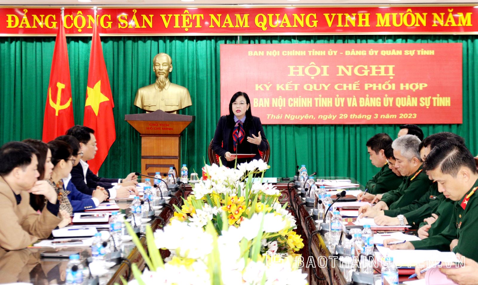 Ký kết Quy chế phối hợp trong công tác nội chính, an ninh quốc phòng