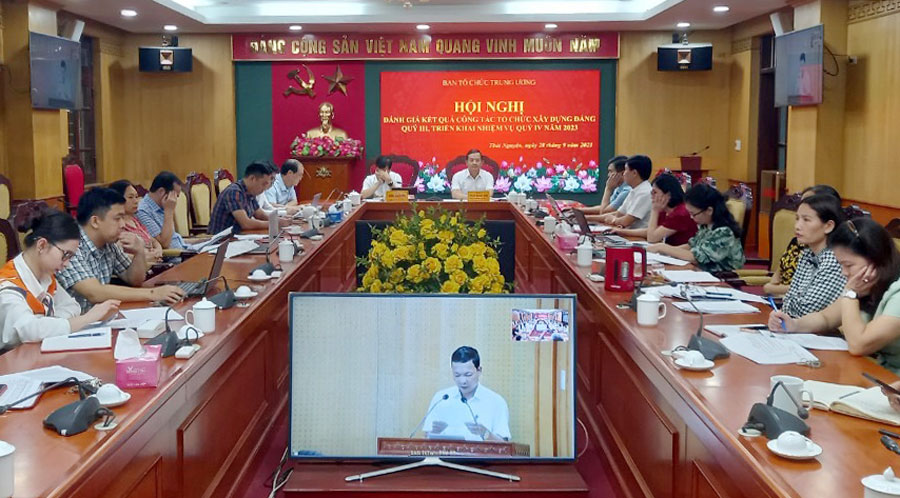 Tham mưu thực hiện đồng bộ, chặt chẽ các khâu trong công tác cán bộ