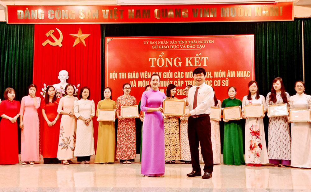 Đổi mới, nâng cao chất lượng giáo dục toàn diện