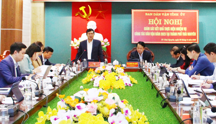 Tăng cường nắm bắt dư luận, xử lý các vấn đề vướng mắc ngay từ cơ sở