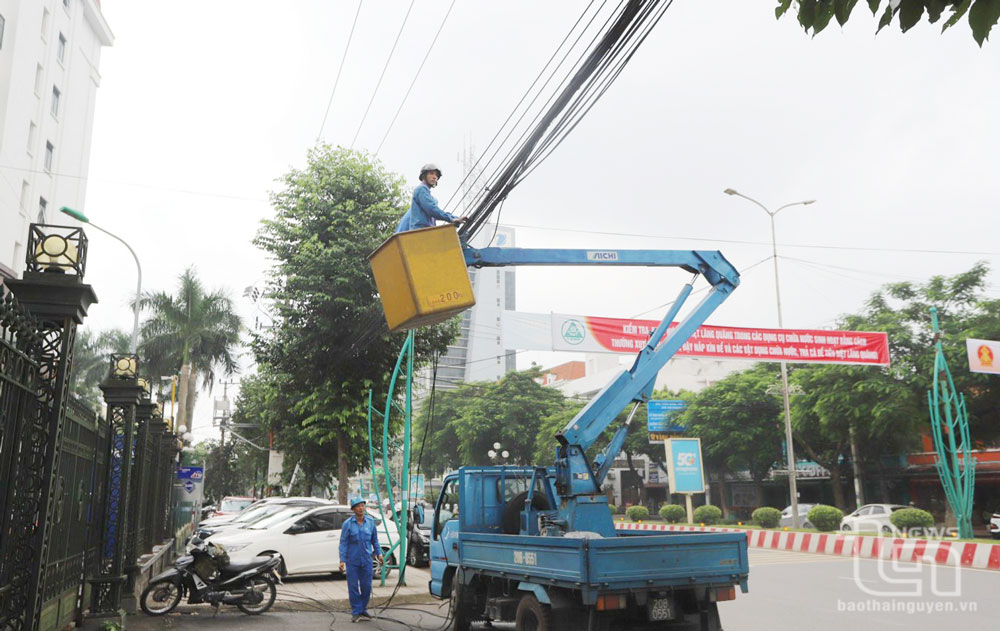 Đầu tư hạ tầng viễn thông: Khắc phục tình trạng “lõm” sóng di động