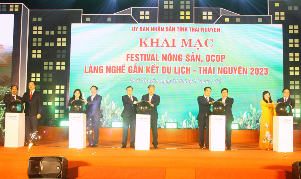 Khai mạc Festival nông sản, OCOP, làng nghề gắn kết du lịch - Thái Nguyên 2023