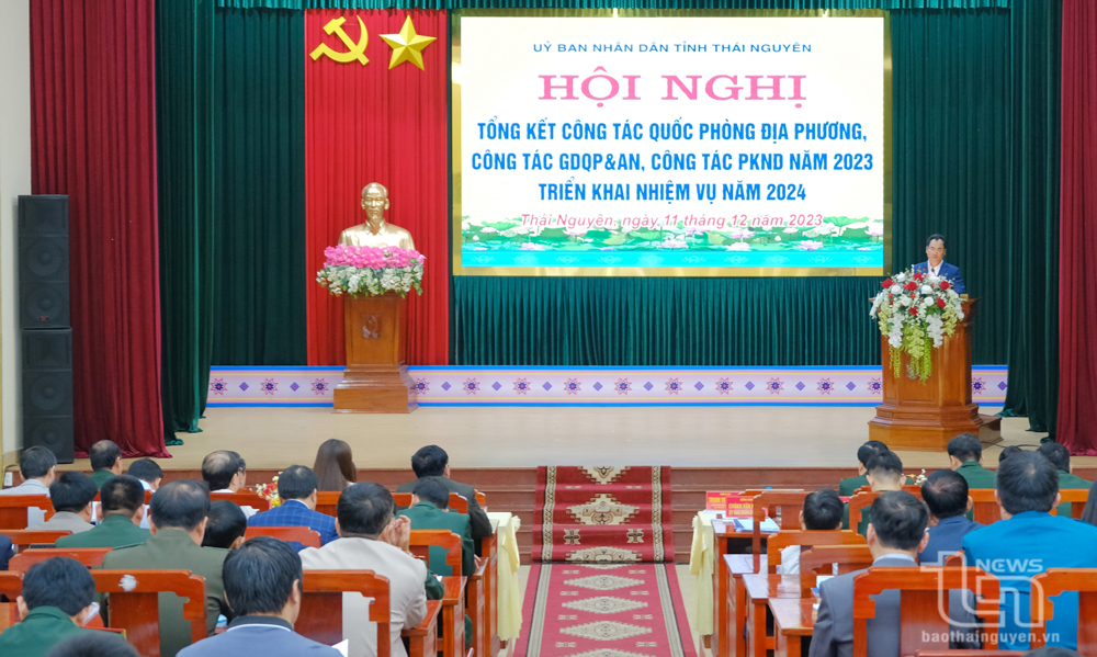 Xây dựng cơ quan quân sự địa phương vững mạnh toàn diện