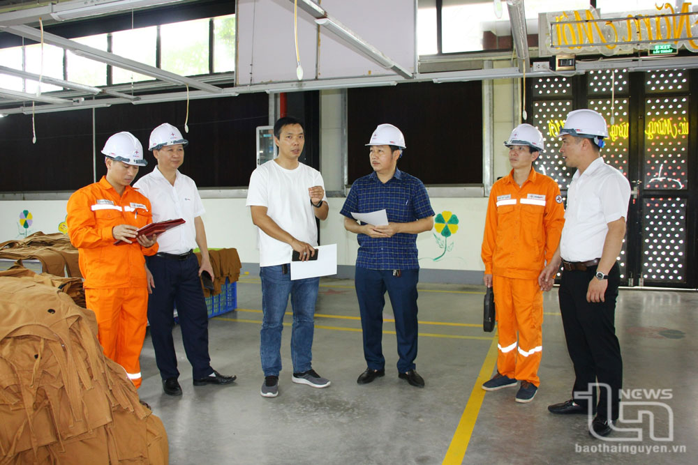 Bảo đảm cung ứng điện ổn định dịp cuối năm