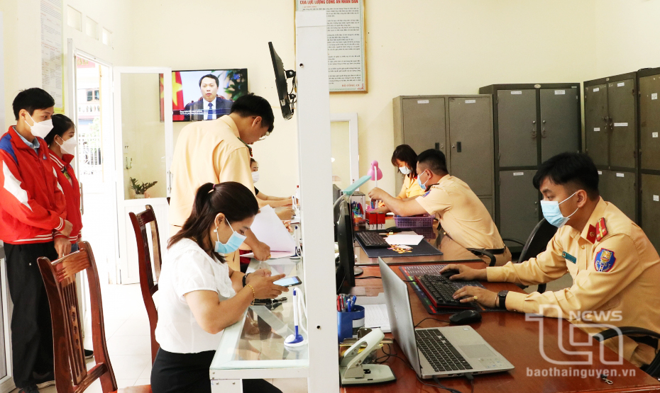 Năm 2023, toàn tỉnh có trên 35 nghìn xe ô tô, mô tô được đăng ký mới