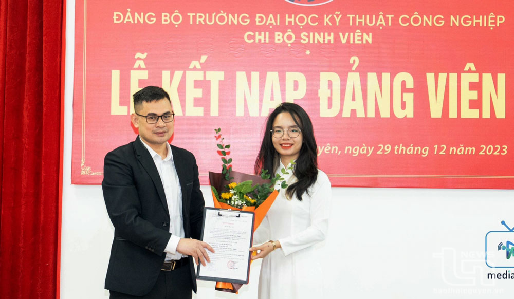 Tạo nguồn kết nạp Đảng trong sinh viên