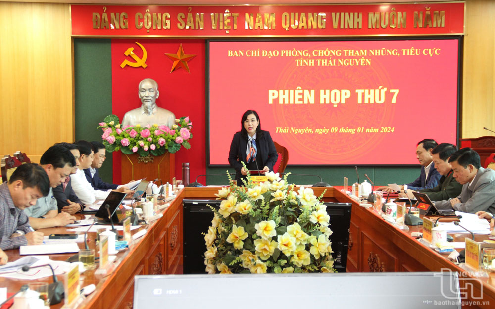 Tiếp tục đẩy mạnh phòng, chống tham nhũng, tiêu cực