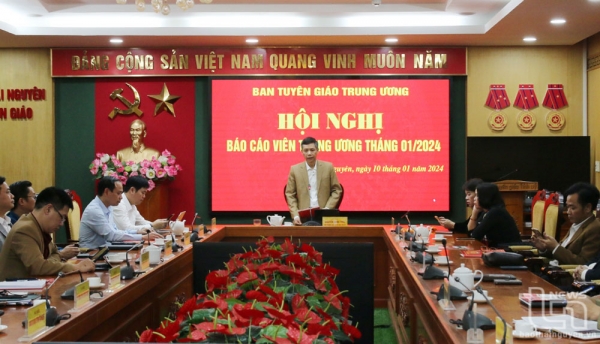 Tuyên truyền việc chuẩn bị các điều kiện cho nhân dân đón Tết