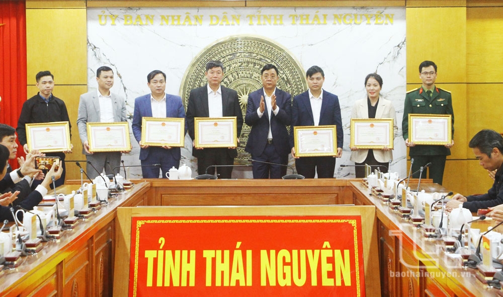 Phấn đấu giá trị sản xuất nông, lâm nghiệp, thủy sản tăng 3,5% trở lên