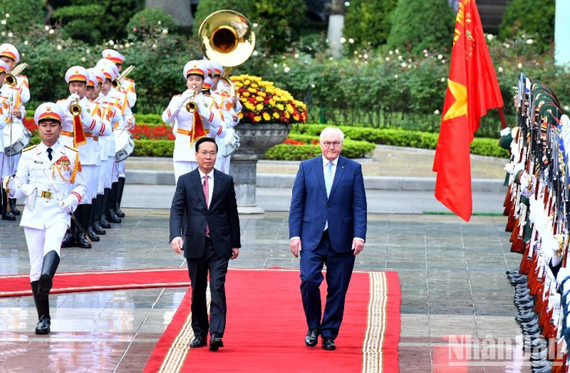 Chủ tịch nước Võ Văn Thưởng và Phu nhân chủ trì Lễ đón chính thức Tổng thống Cộng hòa Liên bang Đức Frank-Walter Steinmeier và Phu nhân