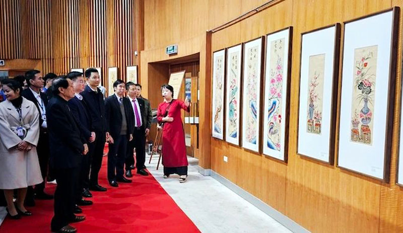 Triển lãm “Sắc xuân qua sưu tập tranh dân gian Việt Nam”