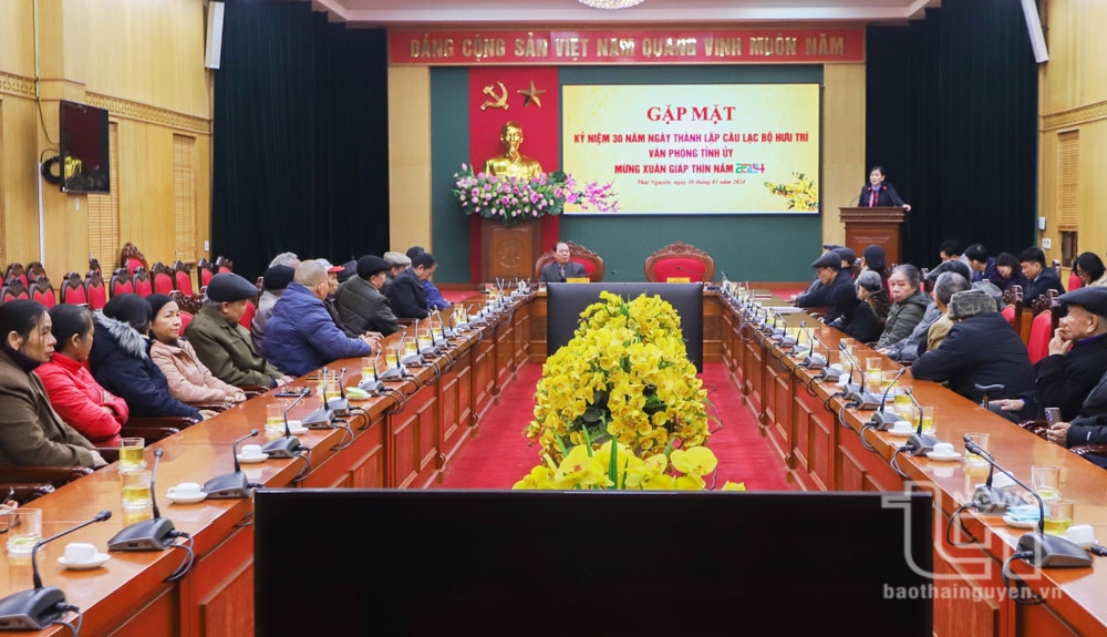 Gặp mặt kỷ niệm 30 năm thành lập Câu lạc bộ Hưu trí Văn phòng Tỉnh ủy