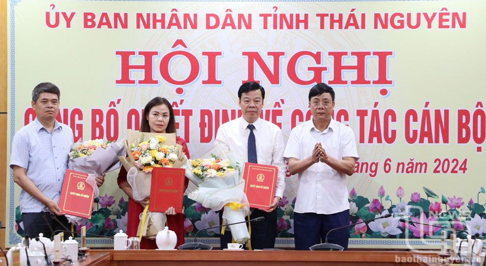 Công bố quyết định về công tác cán bộ tại các ban quản lý dự án