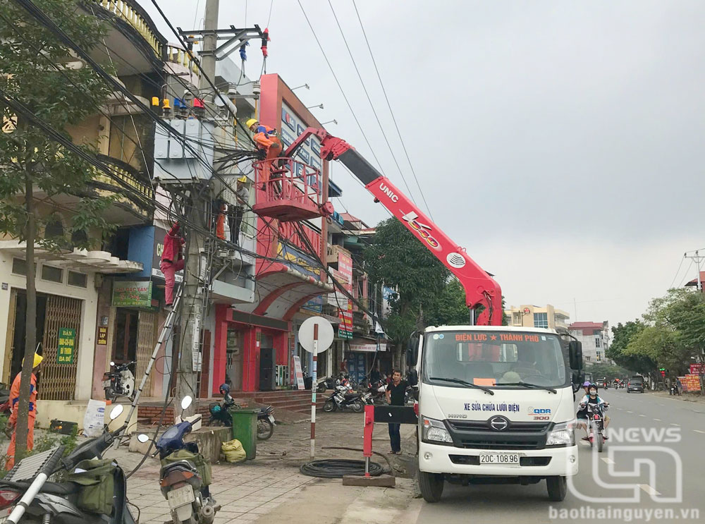 TP. Thái Nguyên: Chỉnh trang 4km cáp viễn thông trên tuyến đường Bắc Kạn