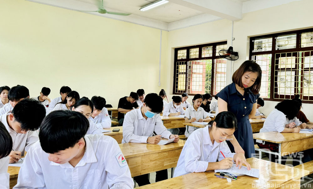 885 thí sinh được miễn thi Ngoại ngữ tại Kỳ thi tốt nghiệp THPT năm 2024