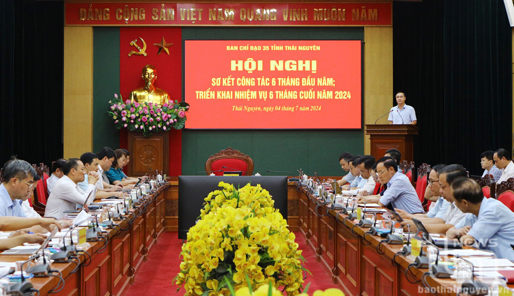 Nêu cao trách nhiệm bảo vệ nền tảng tư tưởng của Đảng