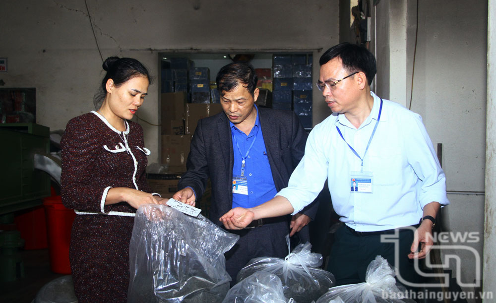 Lấy 131 mẫu nông, lâm, thủy sản để phân tích an toàn thực phẩm