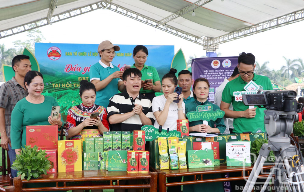 Nâng sức cạnh tranh nhờ chuyển đổi số