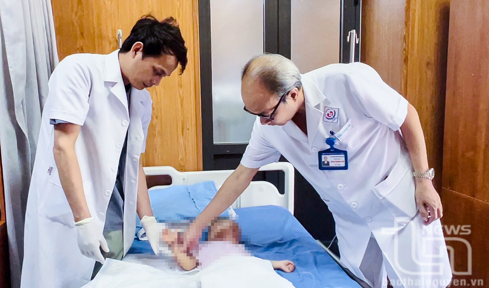 Ghi dấu ấn với kỹ thuật nối các bộ phận cơ thể đứt rời