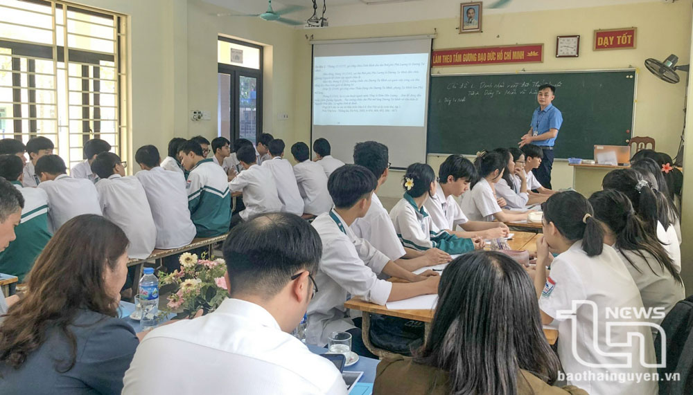 Nâng cao hiệu quả giáo dục lịch sử, văn hóa địa phương