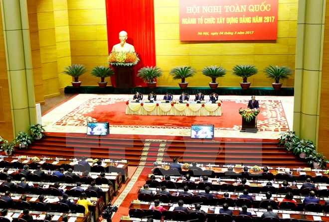 Còn tình trạng 