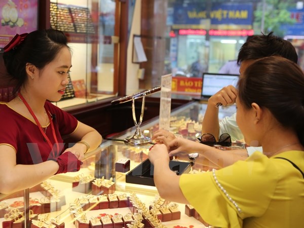 Đồng loạt tăng, vàng SJC cao hơn thế giới 4 triệu đồng mỗi lượng