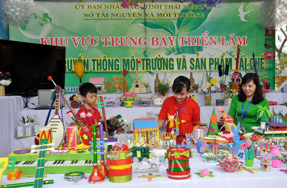 Phát động Chương trình giáo dục bảo vệ môi trường trong trường học