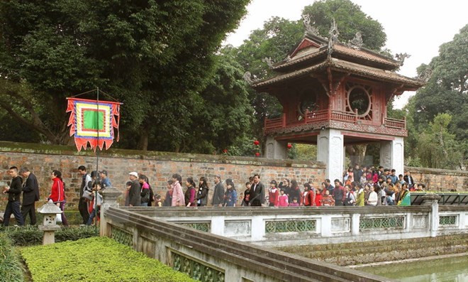 Vì sao Văn Miếu-Quốc Tử Giám bỗng dưng 