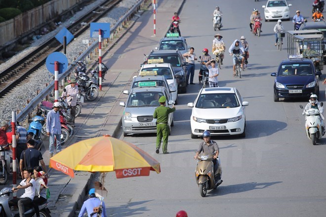 “Cởi trói số lượng xe taxi dễ dẫn tới tình trạng kinh doanh chộp giật