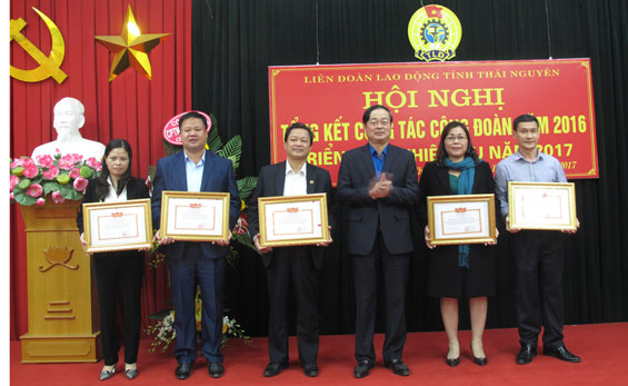 “Năm vì lợi ích đoàn viên” 2017