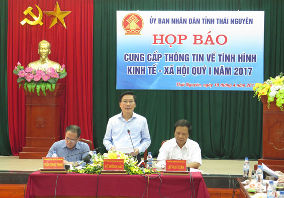 Họp báo về tình hình phát triển kinh tế - xã hội