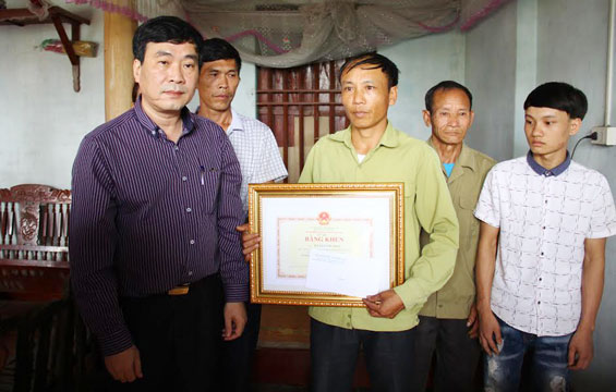 Bộ Giáo dục và Đào tạo: Truy tặng Bằng khen cho em Nguyễn Văn Thao