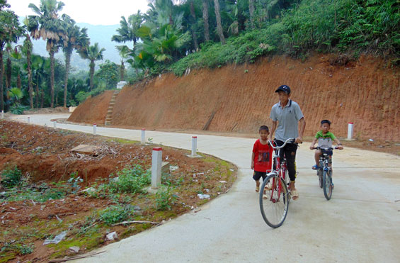 Tháng Năm về Bảo Linh