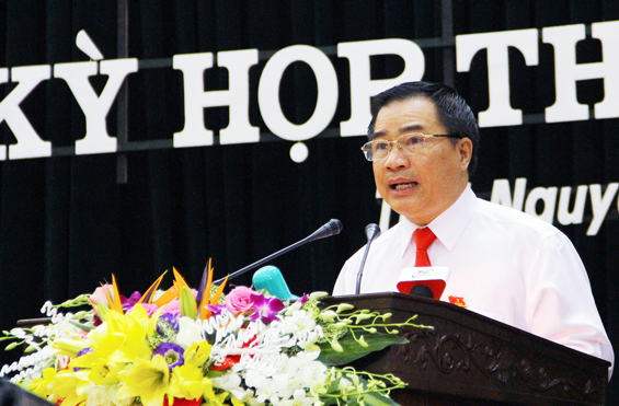 Nêu cao tinh thần trách nhiệm, dân chủ và tích cực trong thảo luận, đóng góp nhiều ý kiến trí tuệ và thiết thực