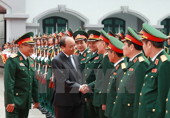 Thủ tướng kiểm tra công tác sẵn sàng chiến đấu của tình báo quân đội