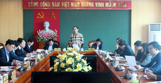 Thống nhất chủ trương hỗ trợ gia đình các đảng viên từ 50 năm tuổi Đảng trở lên thuộc diện hộ nghèo