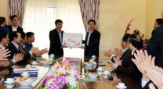 Kiểm tra sản xuất đầu năm tại Mỏ sắt Tiến Bộ